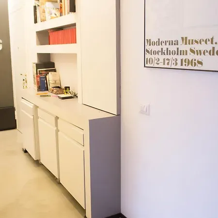 Lorenteggio Business Apartamento