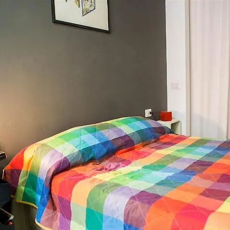 Apartment Lorenteggio Business *